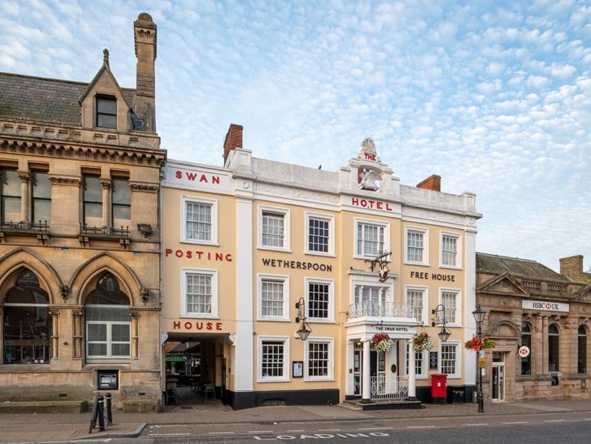 The Swan Hotel Wetherspoon Leighton Buzzard Eksteriør billede